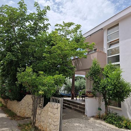 Romantic Oasis Apartments زادار المظهر الخارجي الصورة
