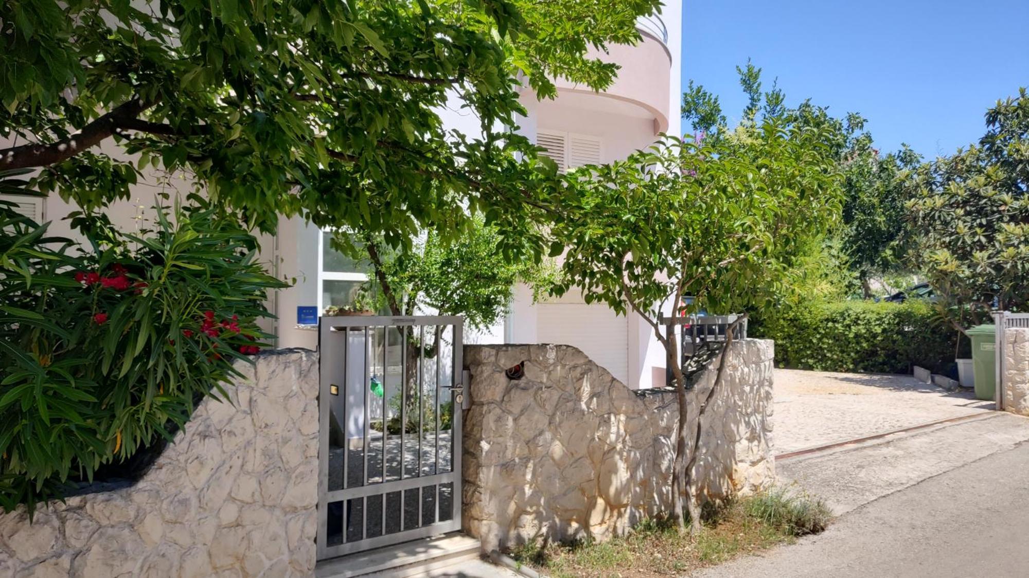 Romantic Oasis Apartments زادار المظهر الخارجي الصورة