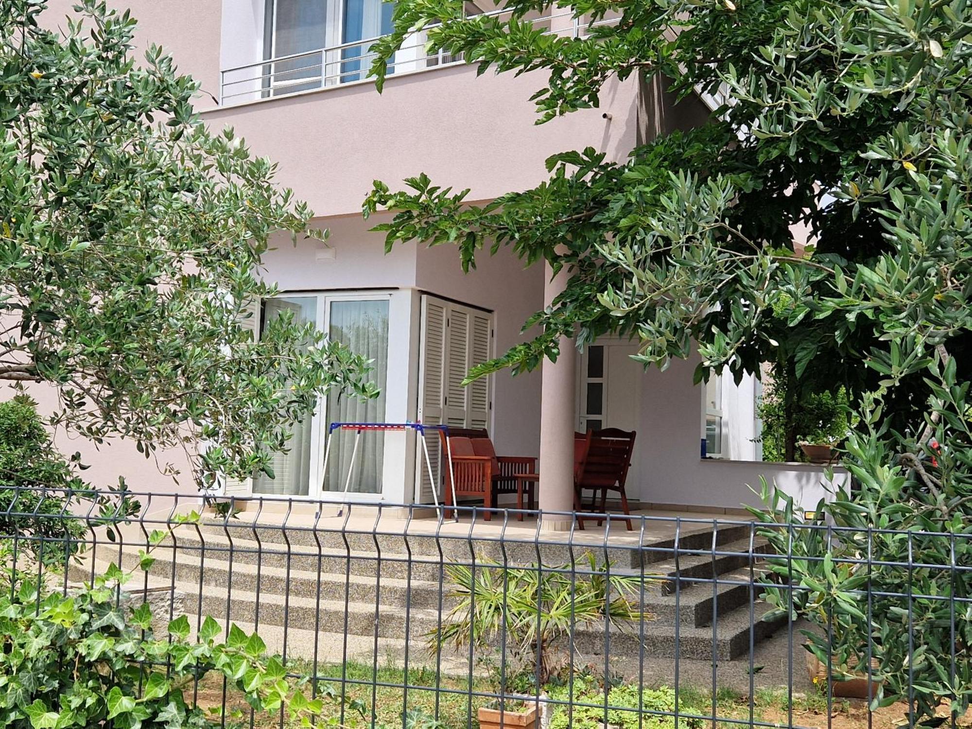 Romantic Oasis Apartments زادار المظهر الخارجي الصورة
