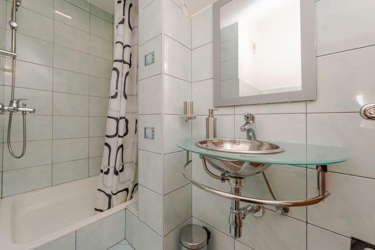 Romantic Oasis Apartments زادار المظهر الخارجي الصورة