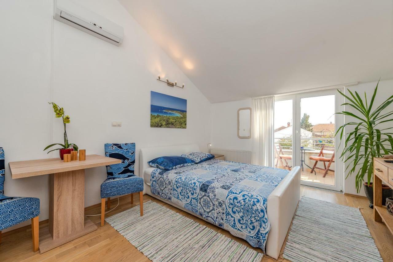 Romantic Oasis Apartments زادار المظهر الخارجي الصورة