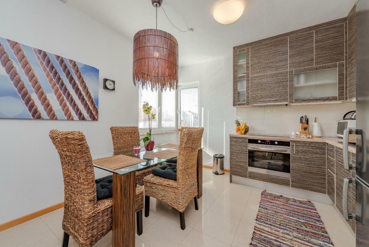 Romantic Oasis Apartments زادار المظهر الخارجي الصورة